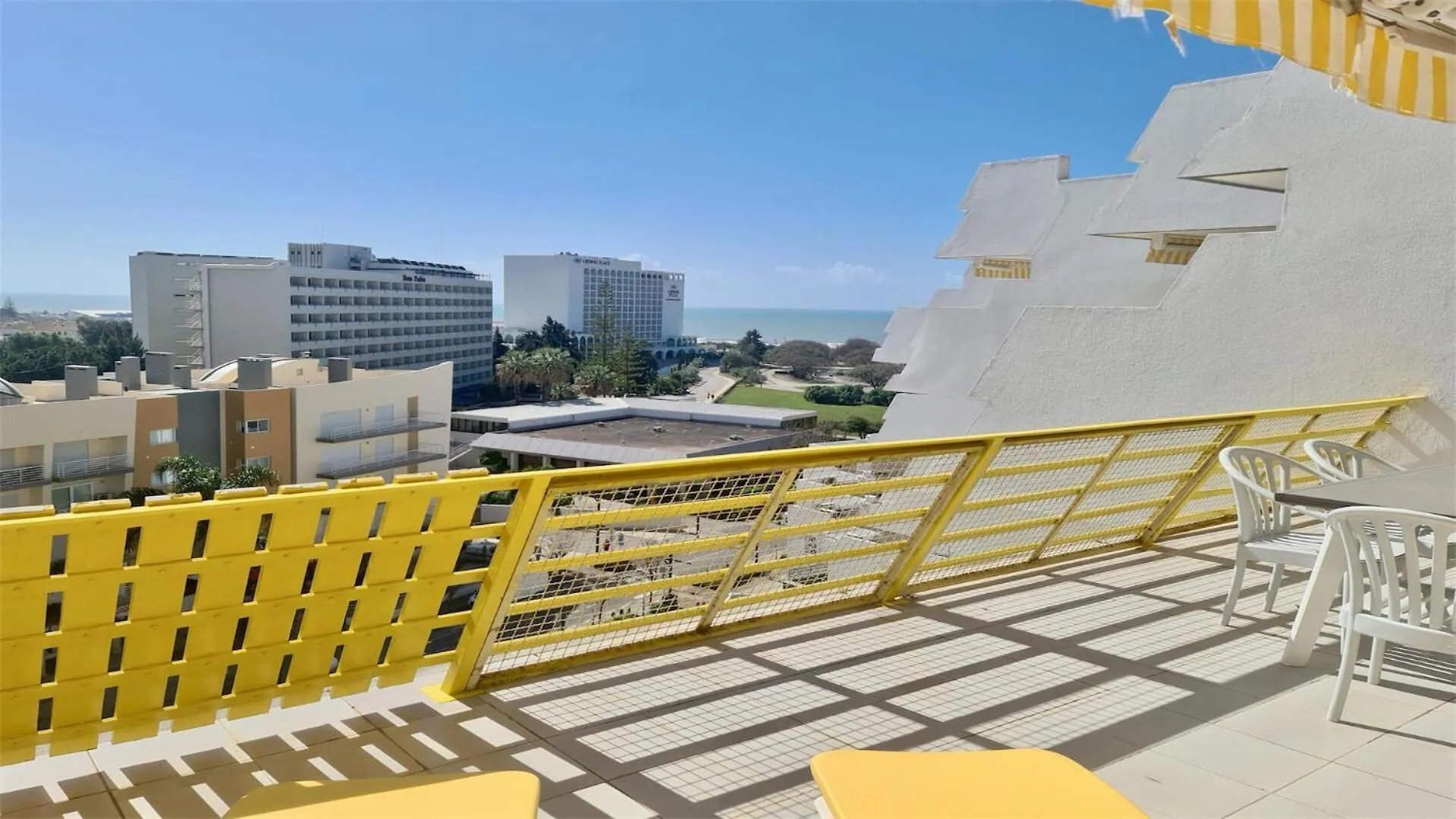 Al Charb Topfloor Sea View, Ar Con, Pool - Cleverdetails Vilamoura