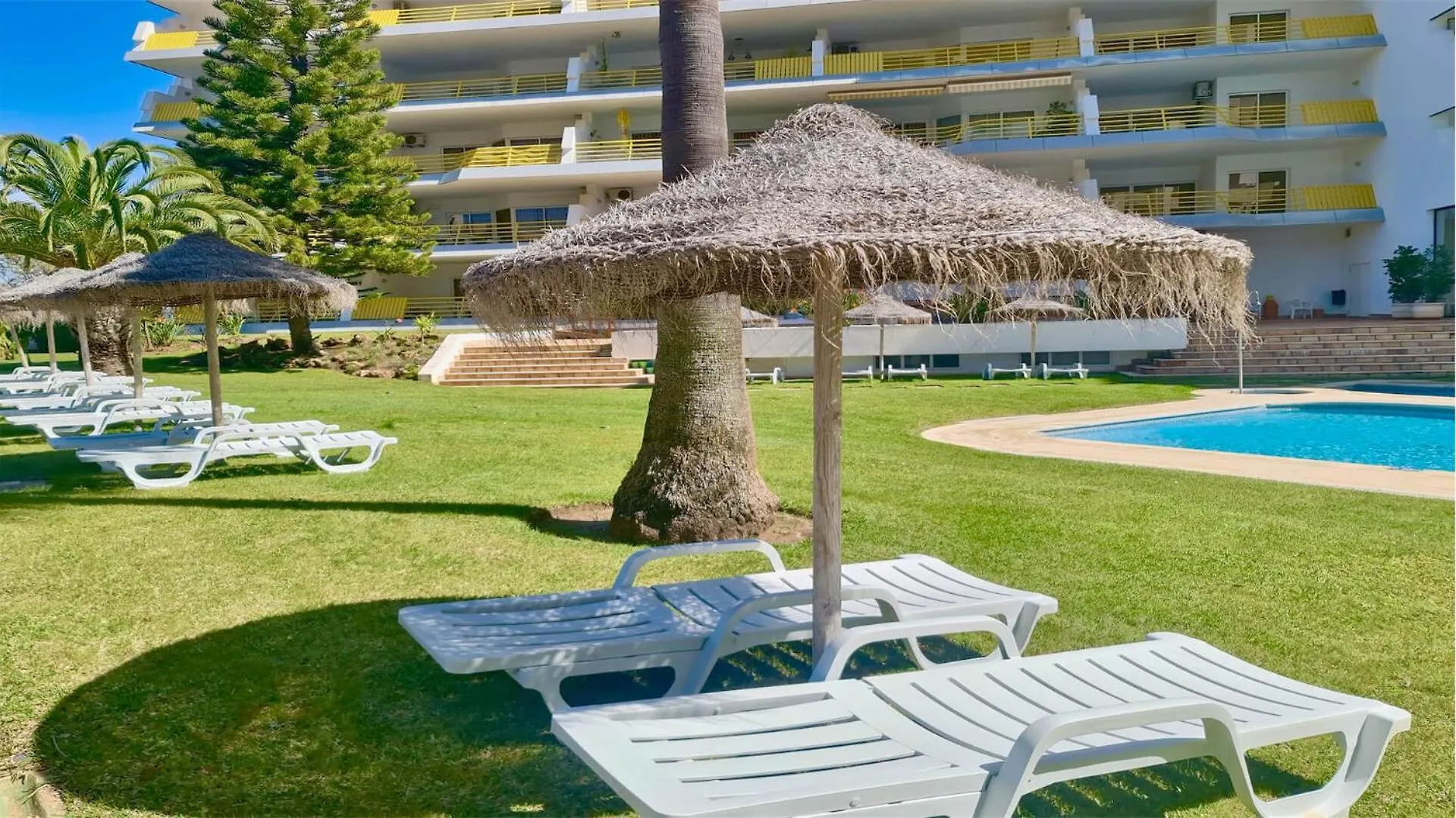 Al Charb Topfloor Sea View, Ar Con, Pool - Cleverdetails Vilamoura 0*,  Portugal