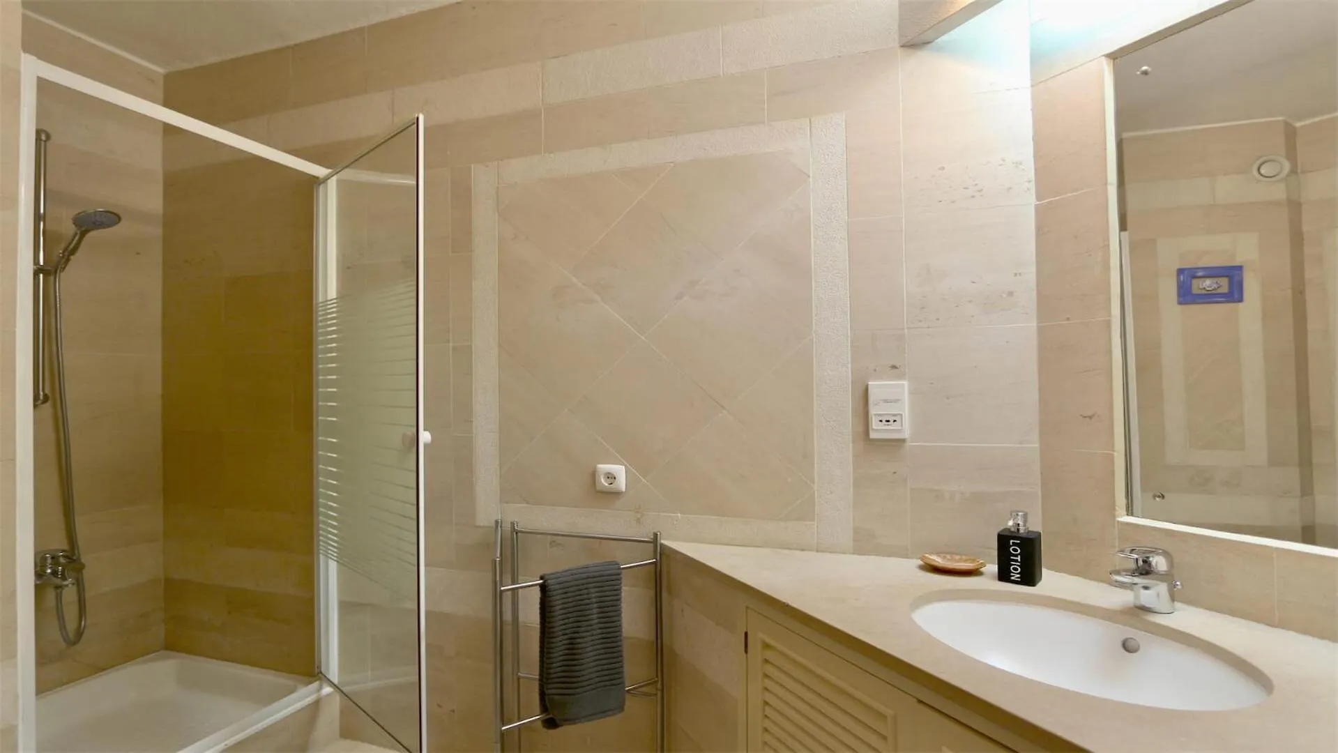 Apartment Al Charb Topfloor Sea View, Ar Con, Pool - Cleverdetails Vilamoura